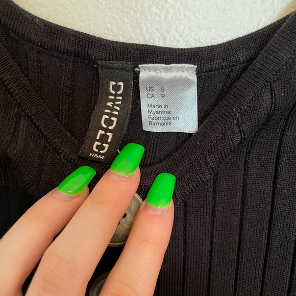 H&M Tank - Picture 4 of 4